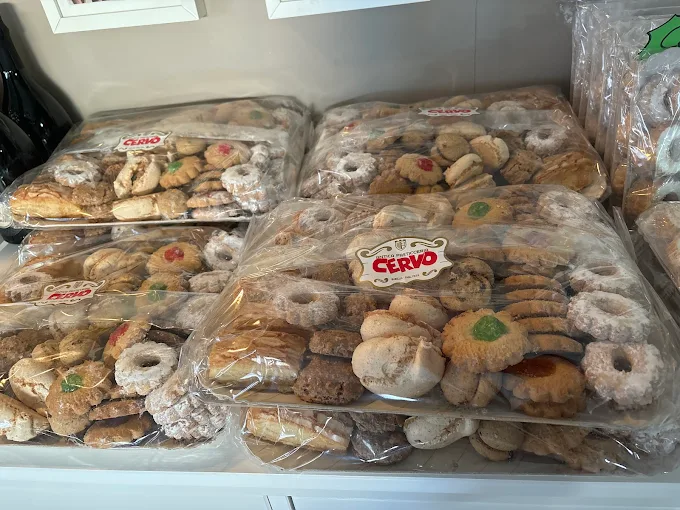 Bandejas de pastas y dulces